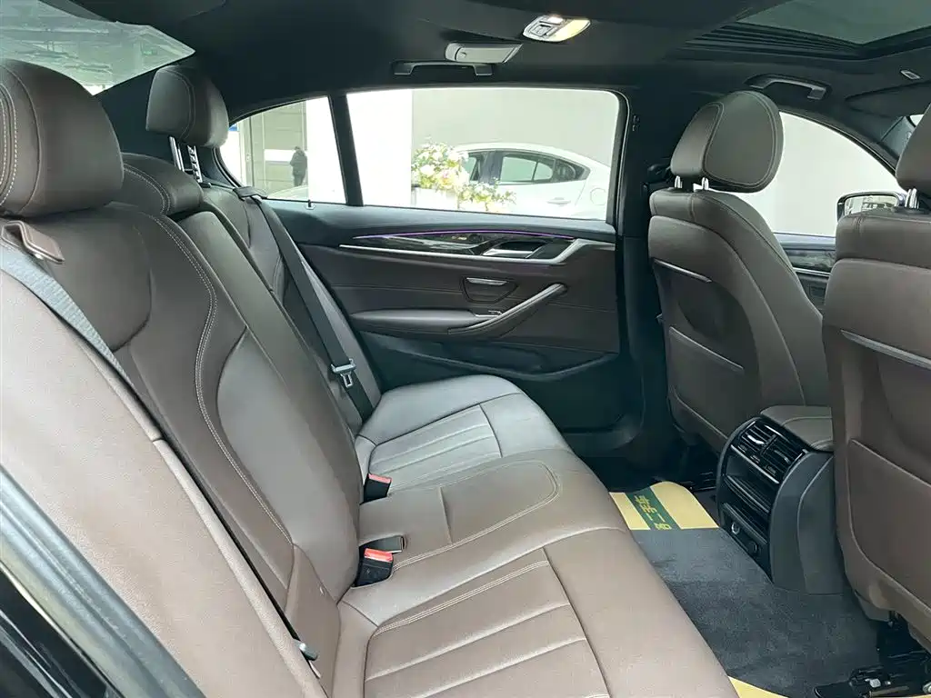 BMW 5 Series 2019 facelift 525Li M Sports Package купить на сайте DeffCars