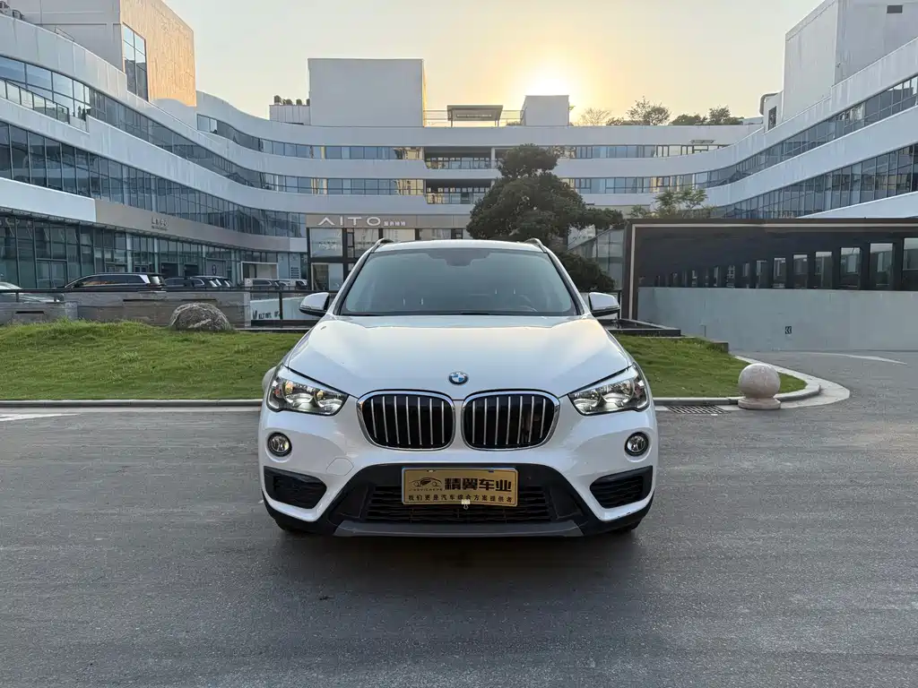BMW X1 2018 sDrive18Li Fashion Model купить на сайте DeffCars