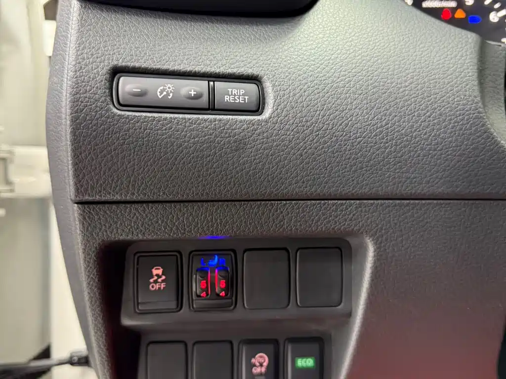 X-Trail 2022 2.0L 2WD Intelligent Link Premium Edition купить на сайте DeffCars