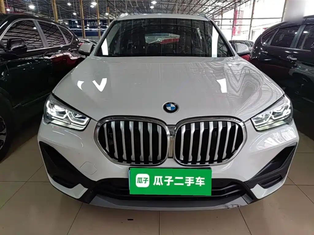 BMW X1 2022 sDrive25Li Leading Model купить на сайте DeffCars
