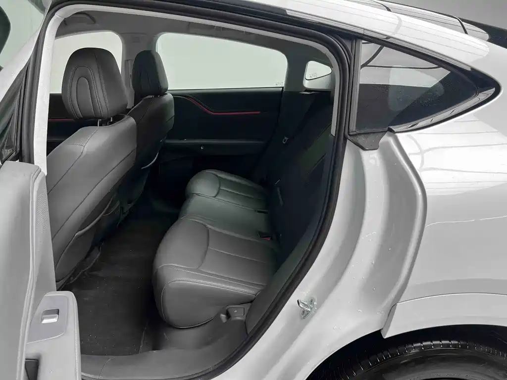 Xpeng G6 2025 model 625 long battery life Max flagship version купить на сайте DeffCars