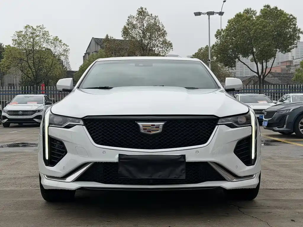 Cadillac CT4 2021 28T Premium Model купить на сайте DeffCars