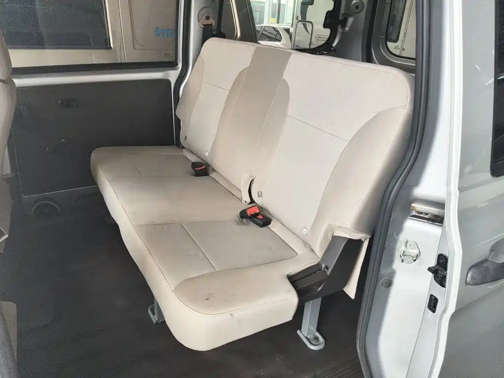 Wuling Hongguang V 2022 1.5L Jinchue version hydraulically assisted LAR купить на сайте DeffCars