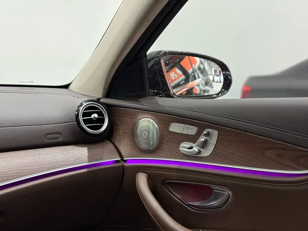 Mercedes E-Class 2022 E300L Luxury Edition купить на сайте DeffCars