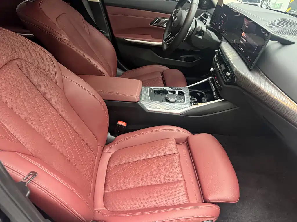 BMW 3 Series 2025 330Li M Sports Night Package купить на сайте DeffCars