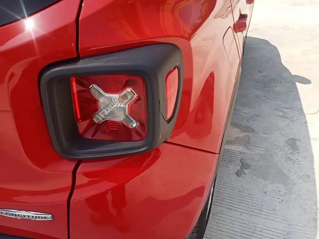 Renegade 2017 180T Automatic High Energy Edition купить на сайте DeffCars