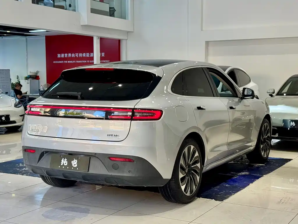 Wenjie M5 2022 extended range four-wheel drive performance version купить на сайте DeffCars