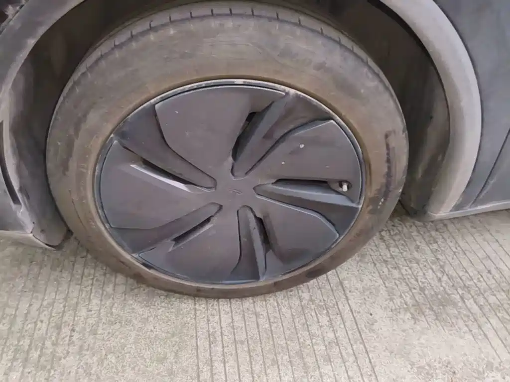 Model Y 2025 rear-wheel drive version купить на сайте DeffCars