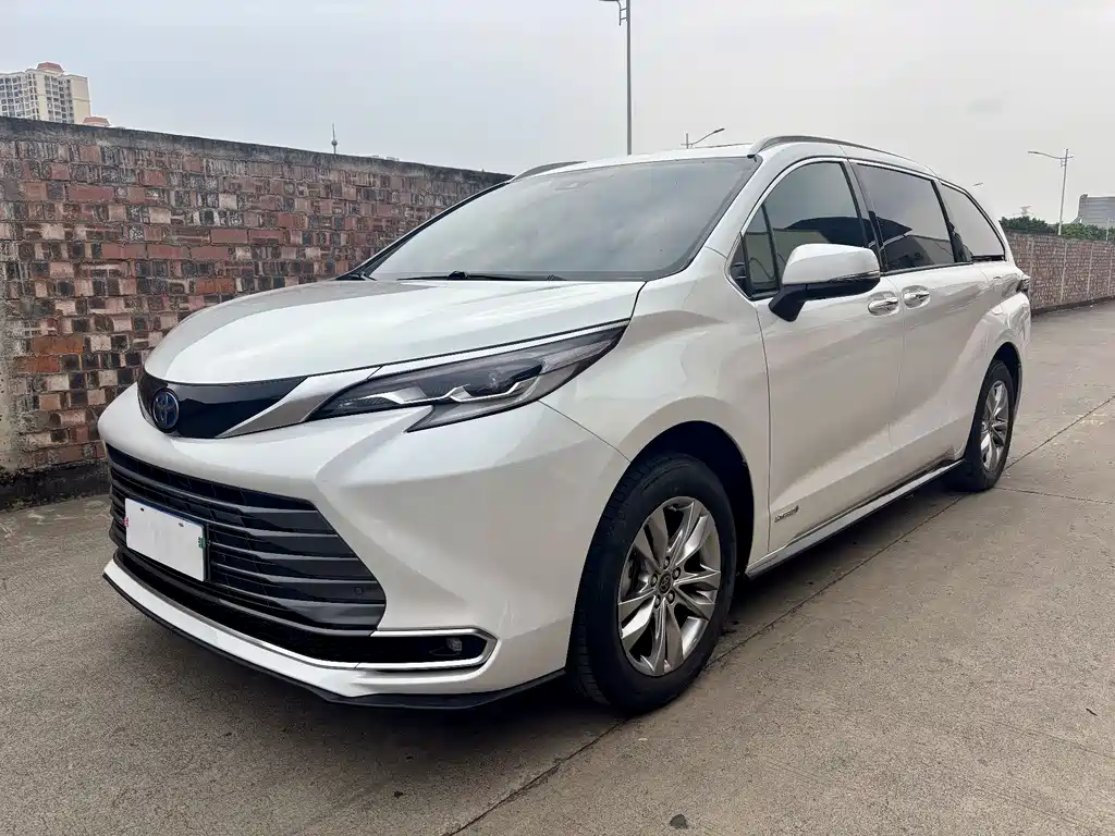 SIENNA 2021 2.5L Hybrid Premium Edition купить на сайте DeffCars