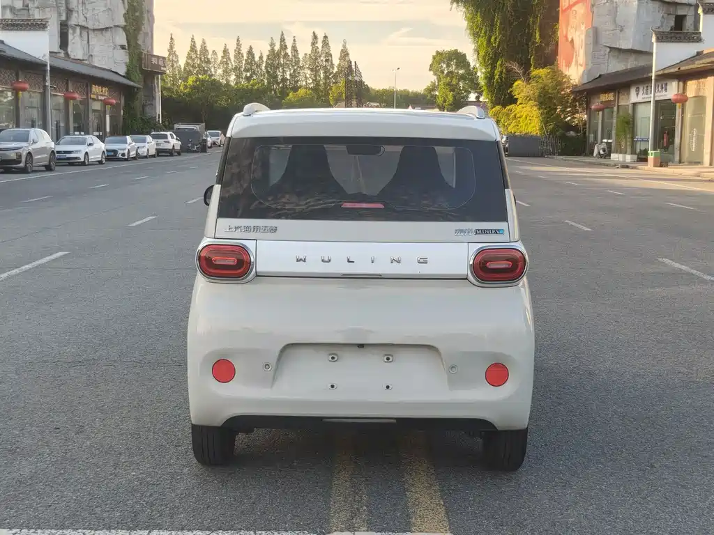 Hongguang MINIEV 2024 3rd Generation 215km Advanced Edition купить на сайте DeffCars