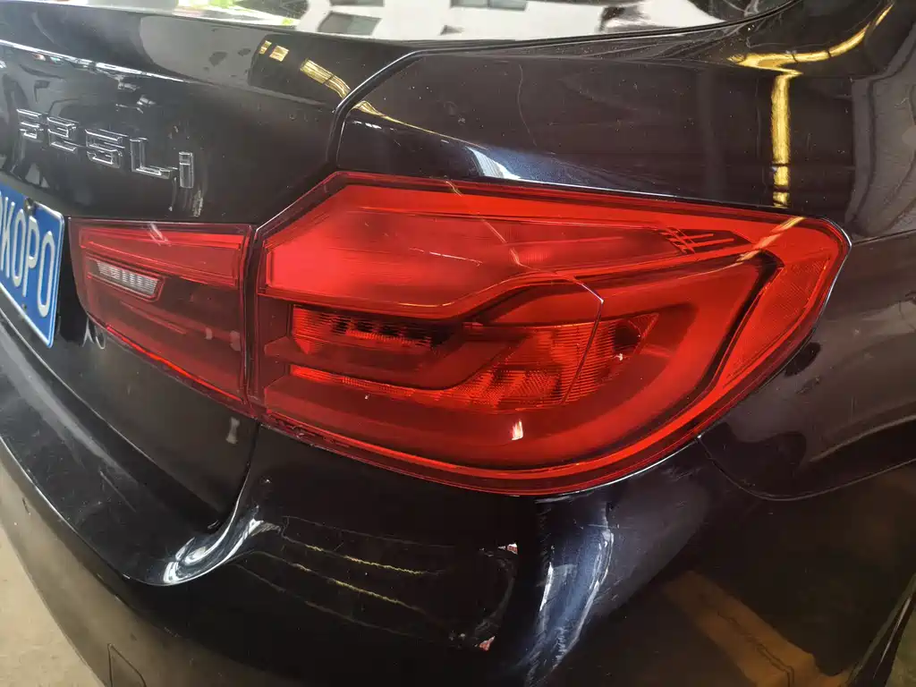 BMW 5 Series 2018 525Li Luxury Package купить на сайте DeffCars