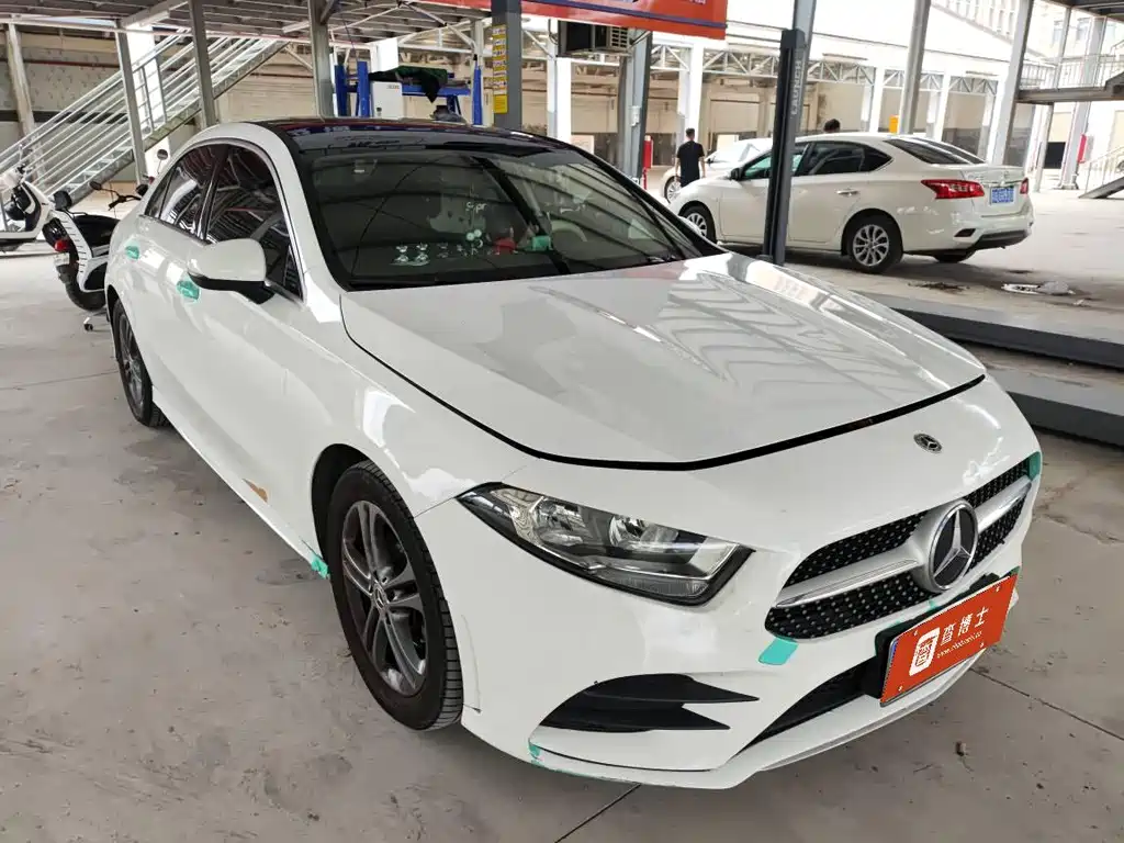 Mercedes-Benz A-Class 2022 A 180 L Sports Sedan купить на сайте DeffCars