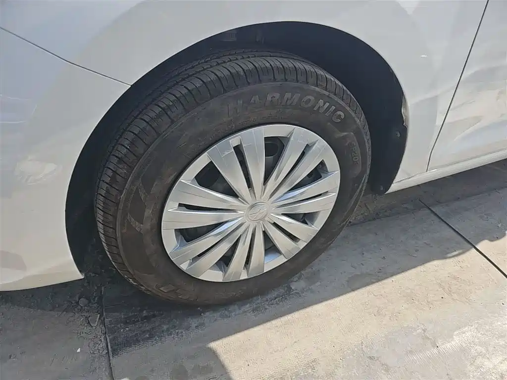 Santana 2019 1.5L automatic fashion version National VI купить на сайте DeffCars