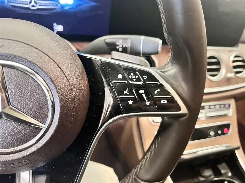Mercedes-Benz E-Class 2021 facelift E 260 L купить на сайте DeffCars