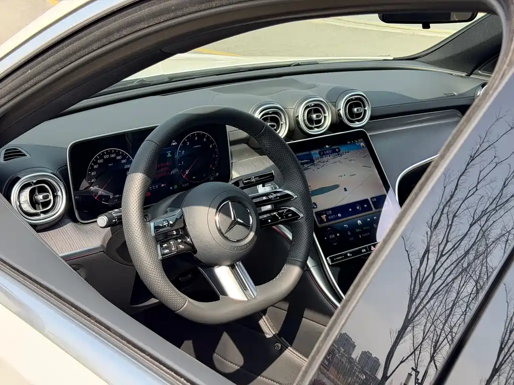 Mercedes-Benz C-Class 2025 facelift C 260 L sports version купить на сайте DeffCars