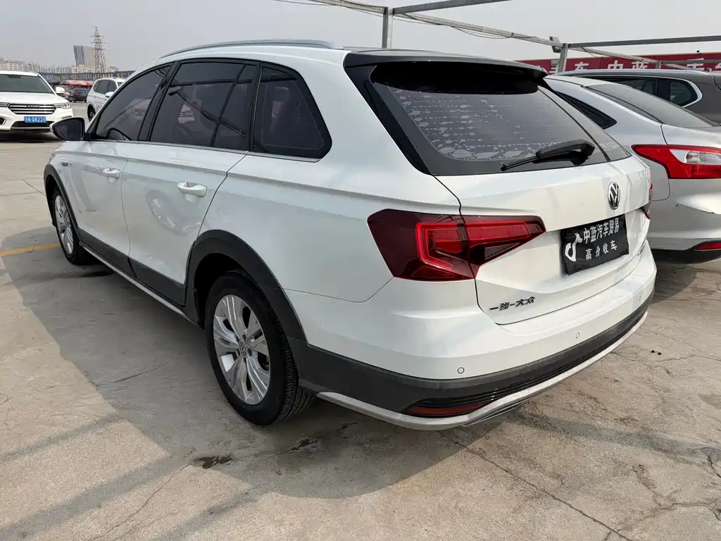 C-TREK Weiling 2018 1.5L manual comfort type купить на сайте DeffCars