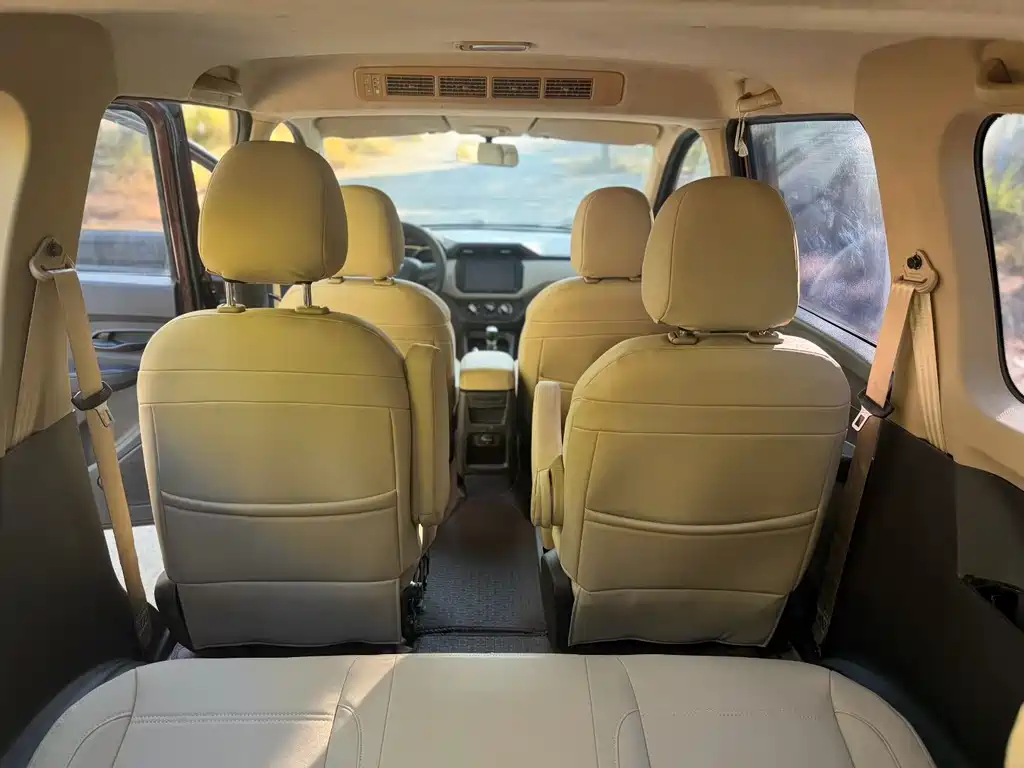 Wuling Hongguang 2021 1.5L S Standard LAR купить на сайте DeffCars