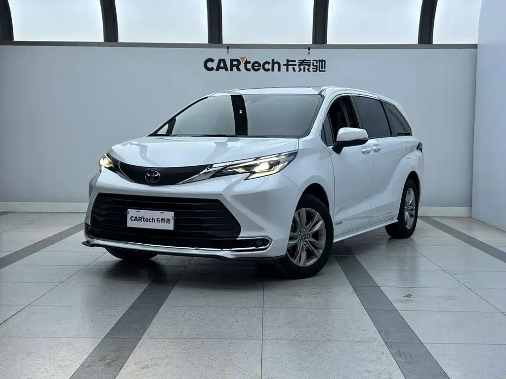 SIENNA 2023 2.5L Hybrid Comfort Edition купить на сайте DeffCars