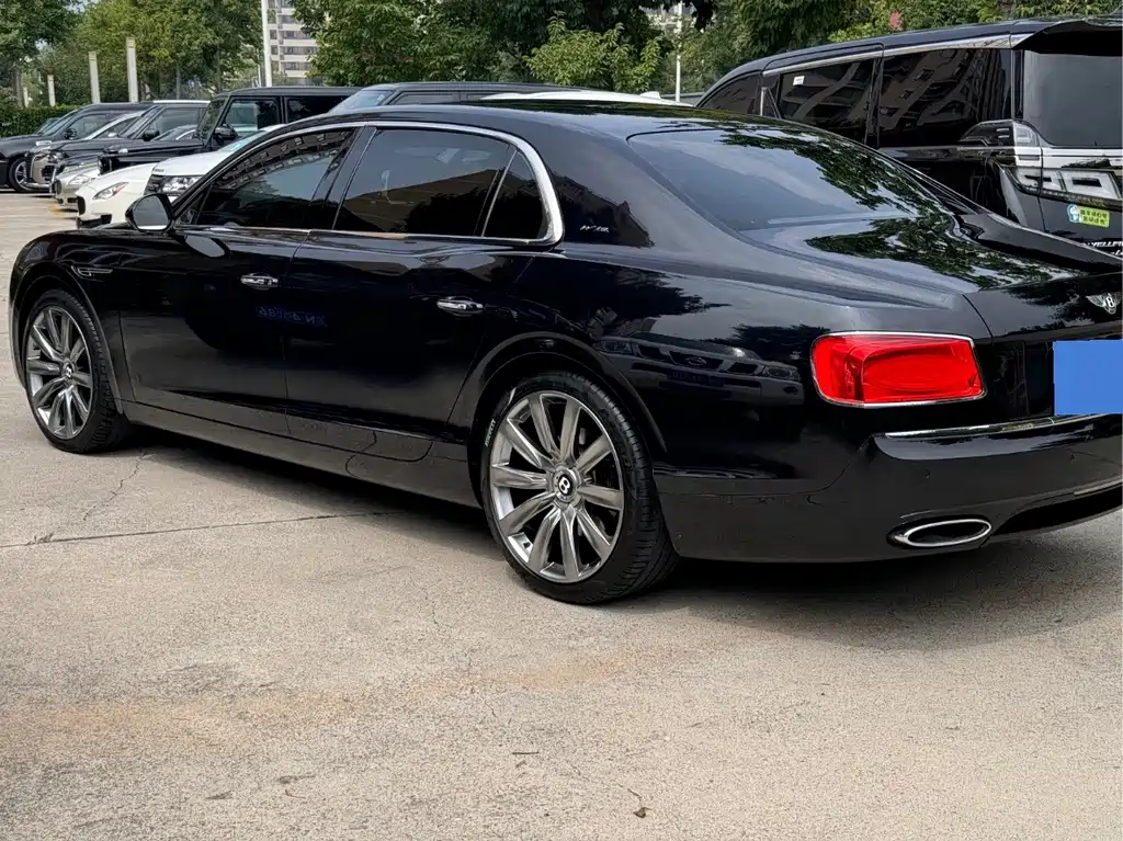 Flying Spur 2013 6.0T W12 Premium Edition купить на сайте DeffCars