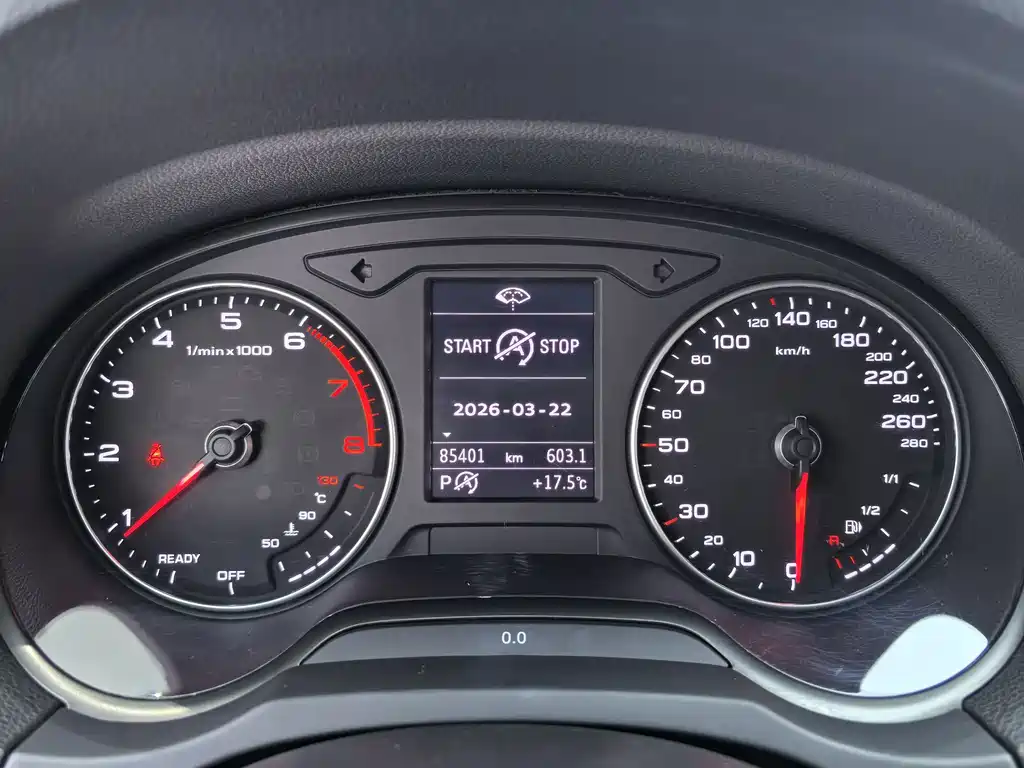 Audi A3 2018 30th Anniversary Limousine 40 TFSI Fashion Model купить на сайте DeffCars