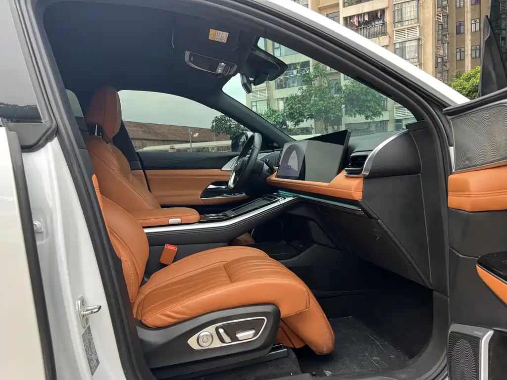 Xpeng G9 2022 model 702 Max купить на сайте DeffCars