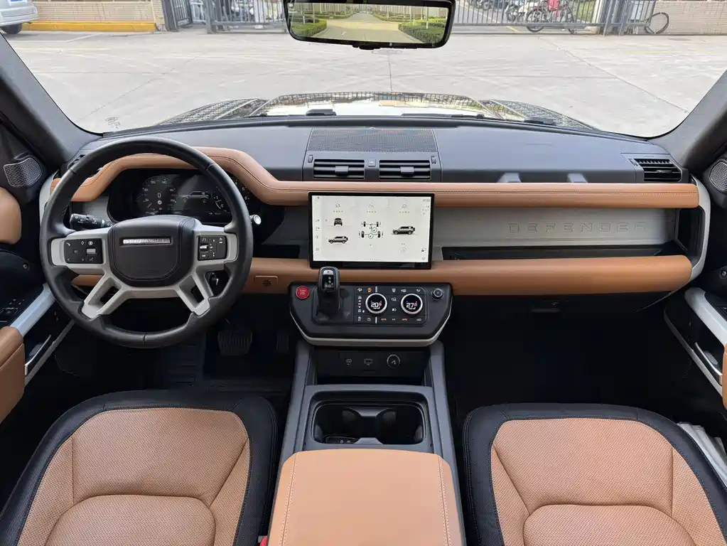 Land Rover Defender 2024 110 3.0T P400 X-DYNAMIC HSE купить на сайте DeffCars