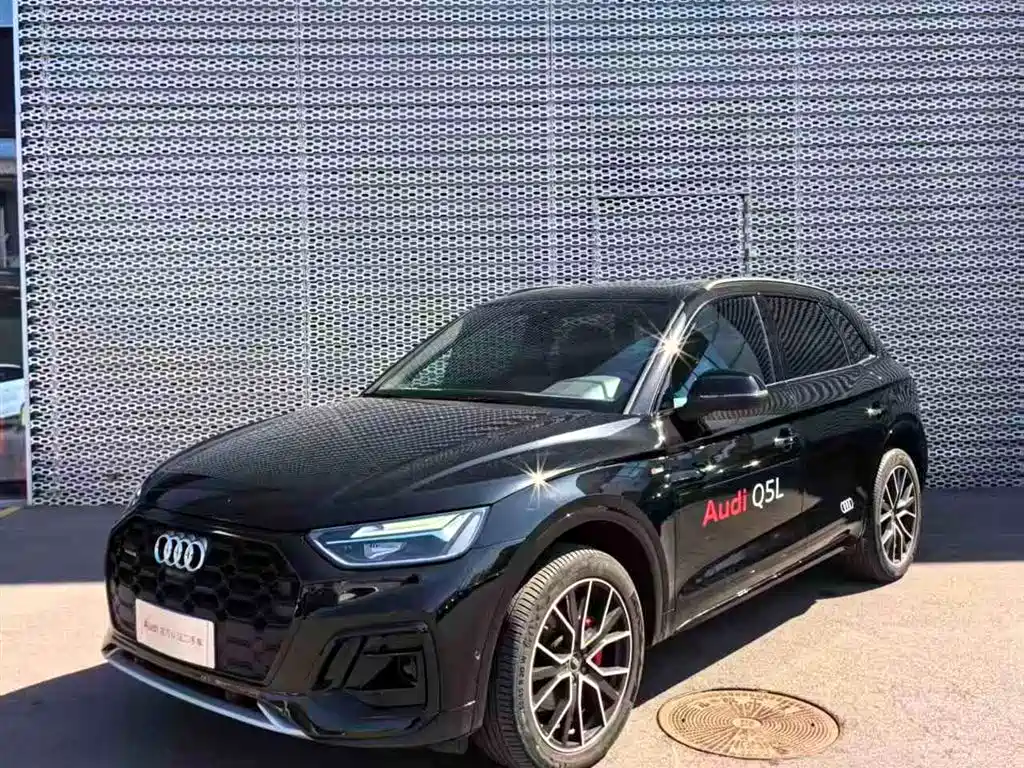 Audi Q5L 2025 45 TFSI luxury and dynamic model купить на сайте DeffCars