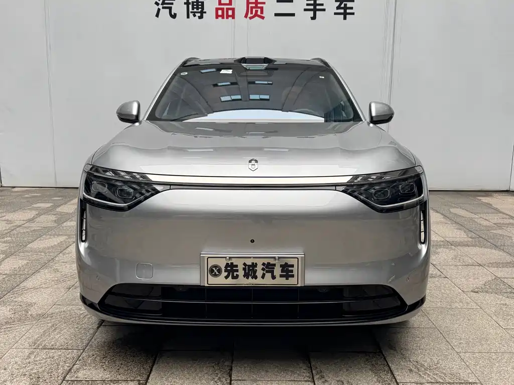 Wenjie M8 2025 extended range Ultra version 53.4kWh 5-seater version купить на сайте DeffCars