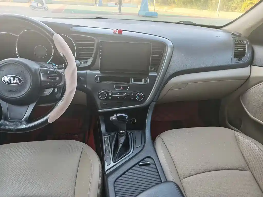 Kia K5 2015 2.0L automatic GL купить на сайте DeffCars
