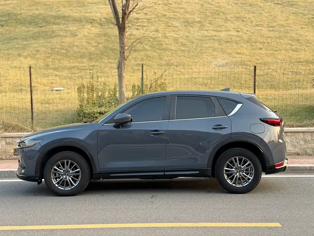 Mazda CX-5 2021 2.0L automatic two-wheel drive smart model купить на сайте DeffCars