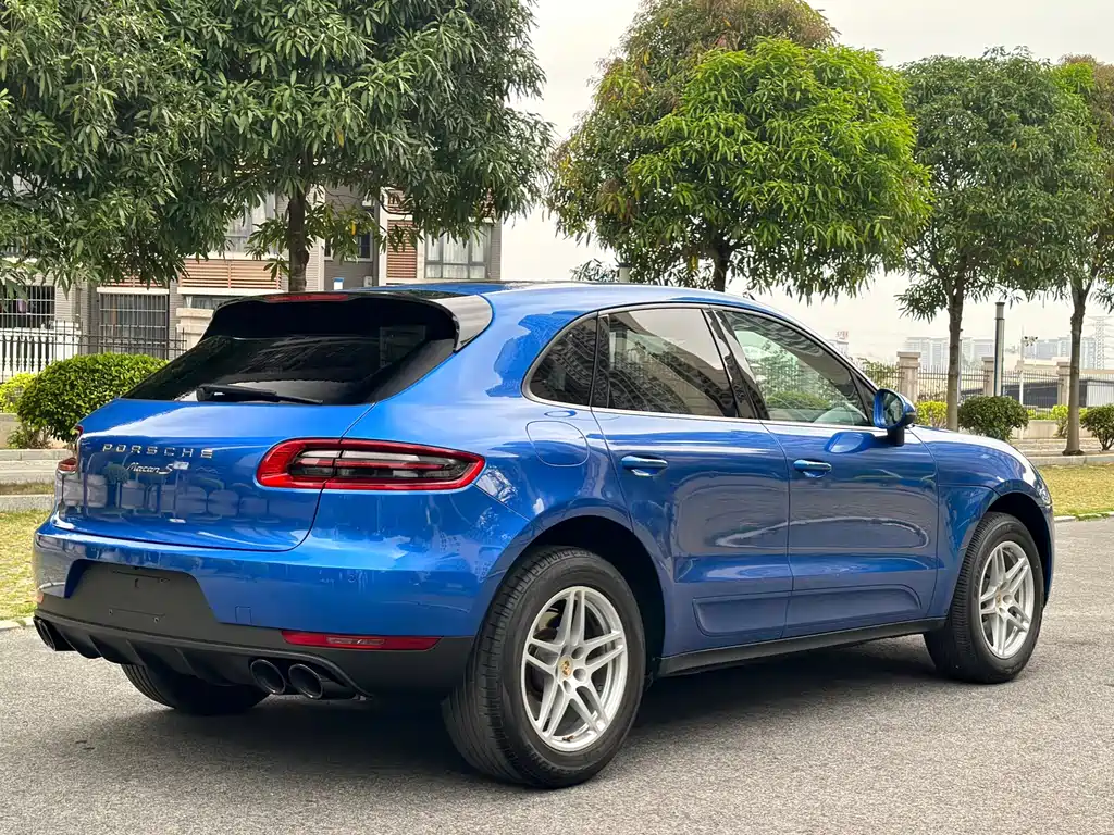 Macan 2017 Macan 2.0T купить на сайте DeffCars