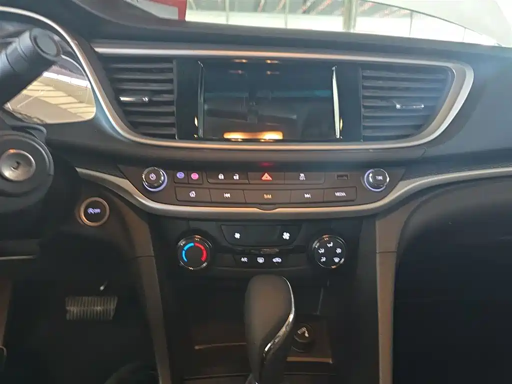 Yinglang 2021 model model 1.5L automatic elite model купить на сайте DeffCars