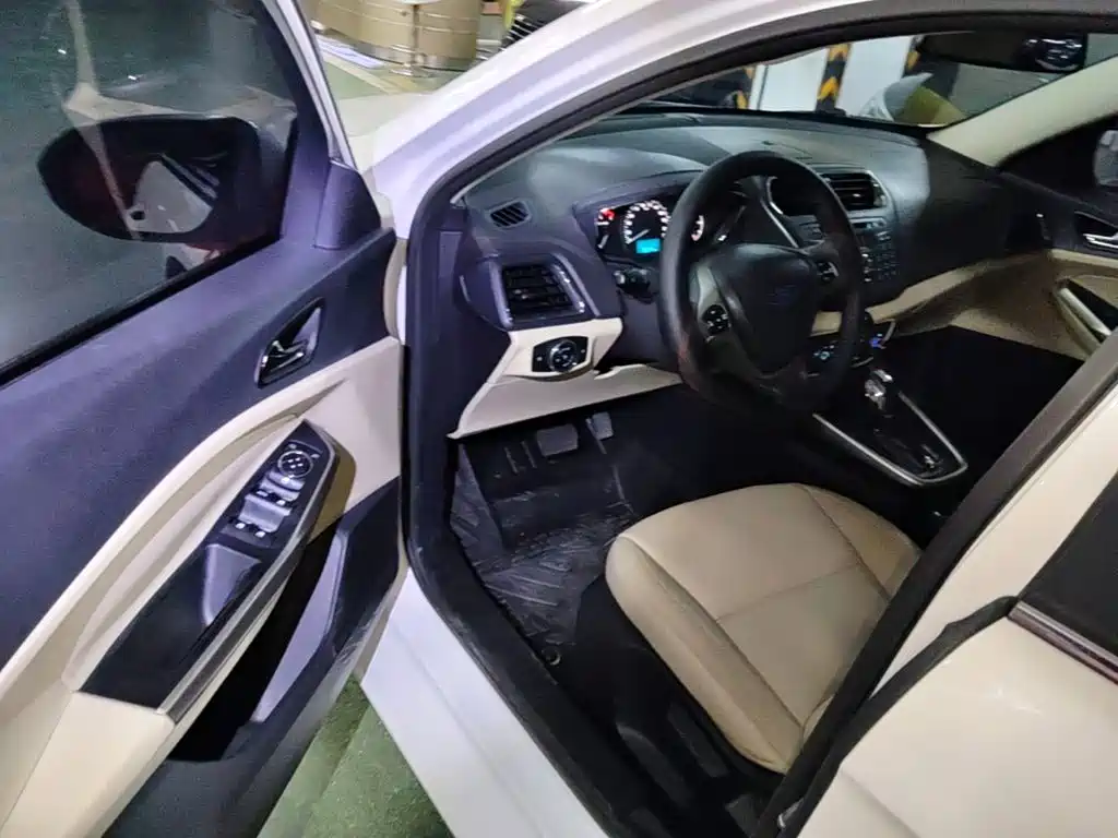 Forex 2015 1.5L automatic fashion model купить на сайте DeffCars