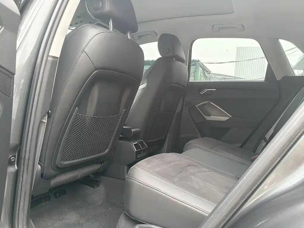 Audi Q3 2022 35 TFSI Fashionable and Dynamic купить на сайте DeffCars