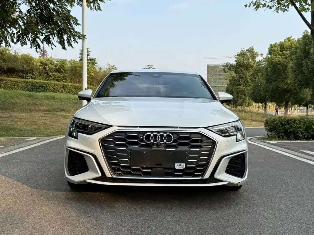 Audi A3 2021 Sportback 35 TFSI aggressive sports model купить на сайте DeffCars