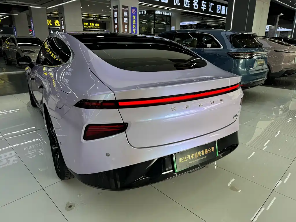 Xpeng P7 2022 480E купить на сайте DeffCars