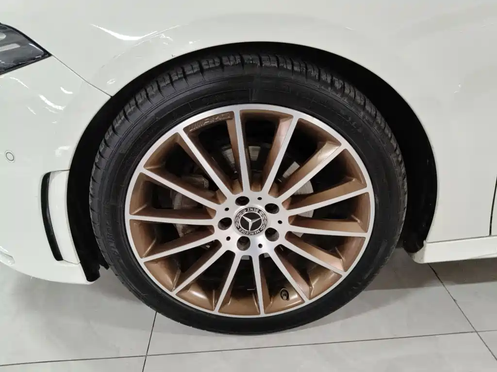 Mercedes-Benz A-Class 2019 A 200 L sports sedan first special edition купить на сайте DeffCars