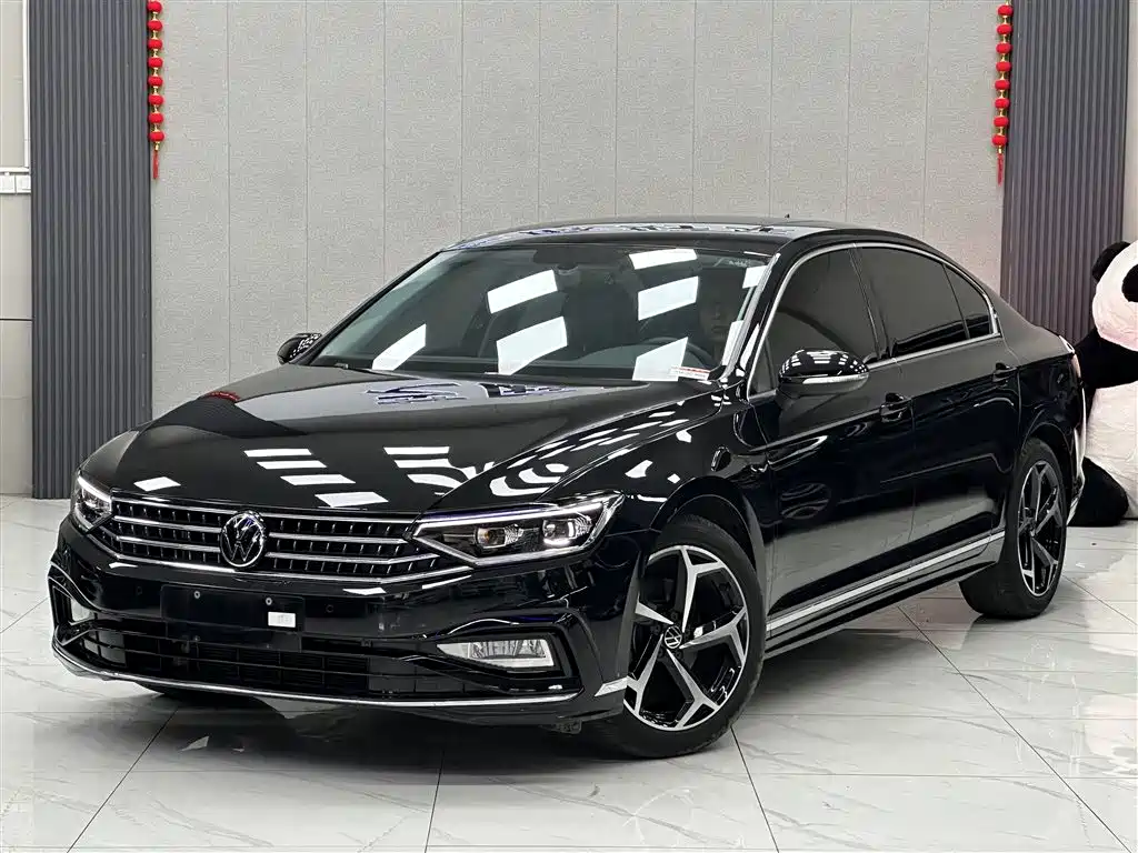 Magotan 2023 2 million commemorative edition 330TSI DSG leading model купить на сайте DeffCars