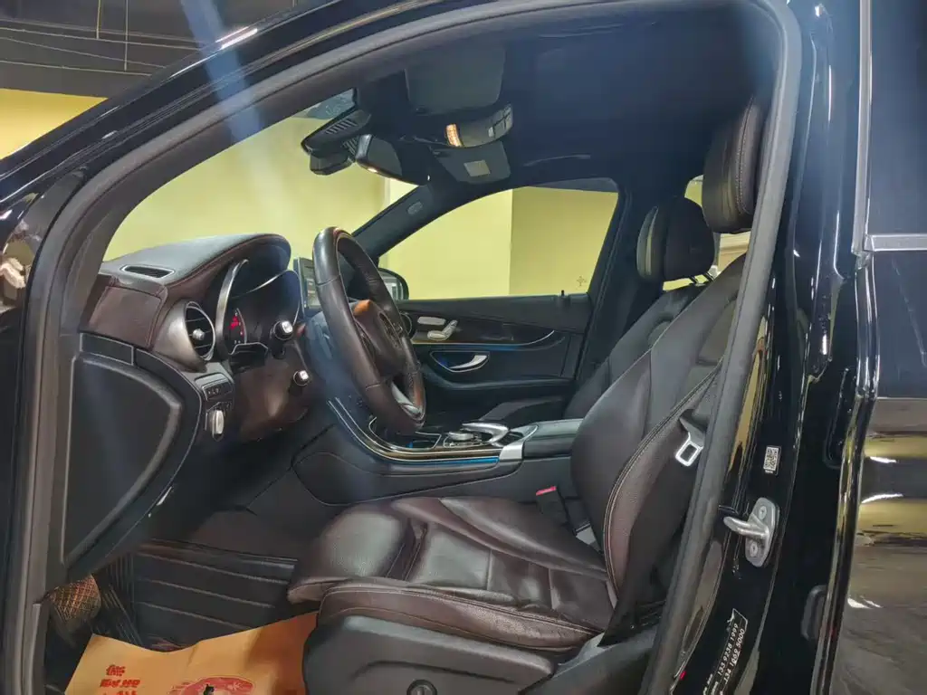 Mercedes-Benz GLC 2017 GLC 260 4MATIC luxury model купить на сайте DeffCars