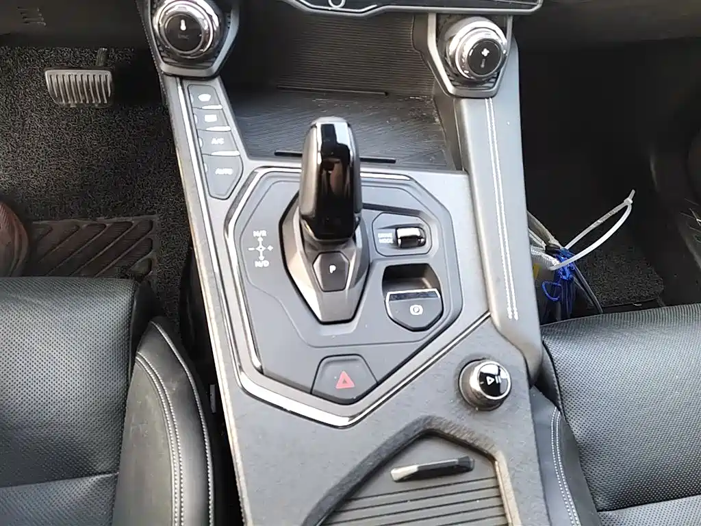 Lynk & Co 01 2023 1.5TD EM-F PM купить на сайте DeffCars