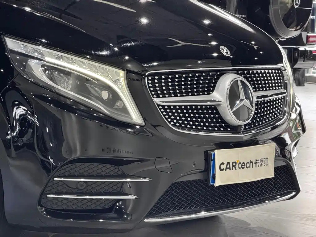 Mercedes-Benz V-Class 2021 V 260 Premium Edition купить на сайте DeffCars