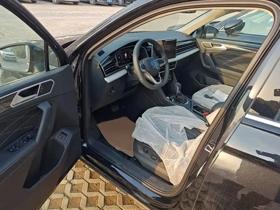 Tiguan L New Energy 2023 430PHEV plug-in hybrid premium version купить на сайте DeffCars