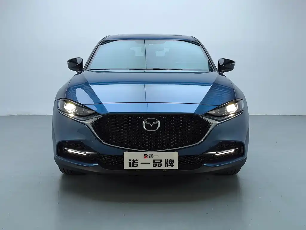 Mazda CX-4 2021 2.0L automatic two-wheel drive Blue Sky Vitality Edition купить на сайте DeffCars