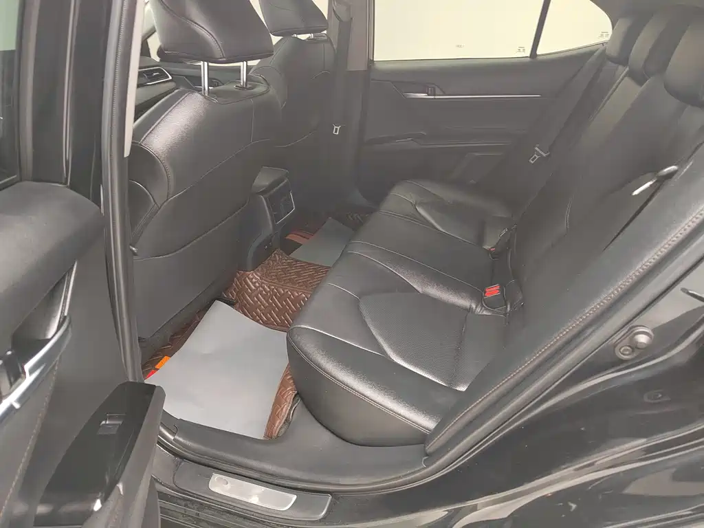 Camry 2021 2.0G Deluxe Edition купить на сайте DeffCars