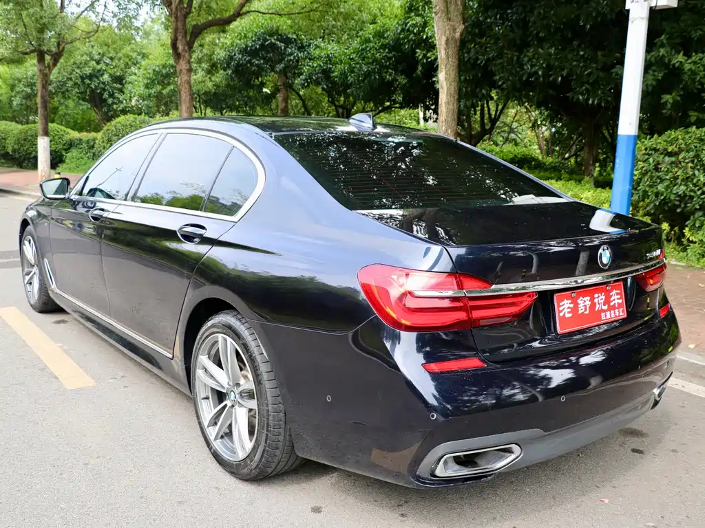 BMW 7 Series 2018 730Li Leading M Sports Package купить на сайте DeffCars