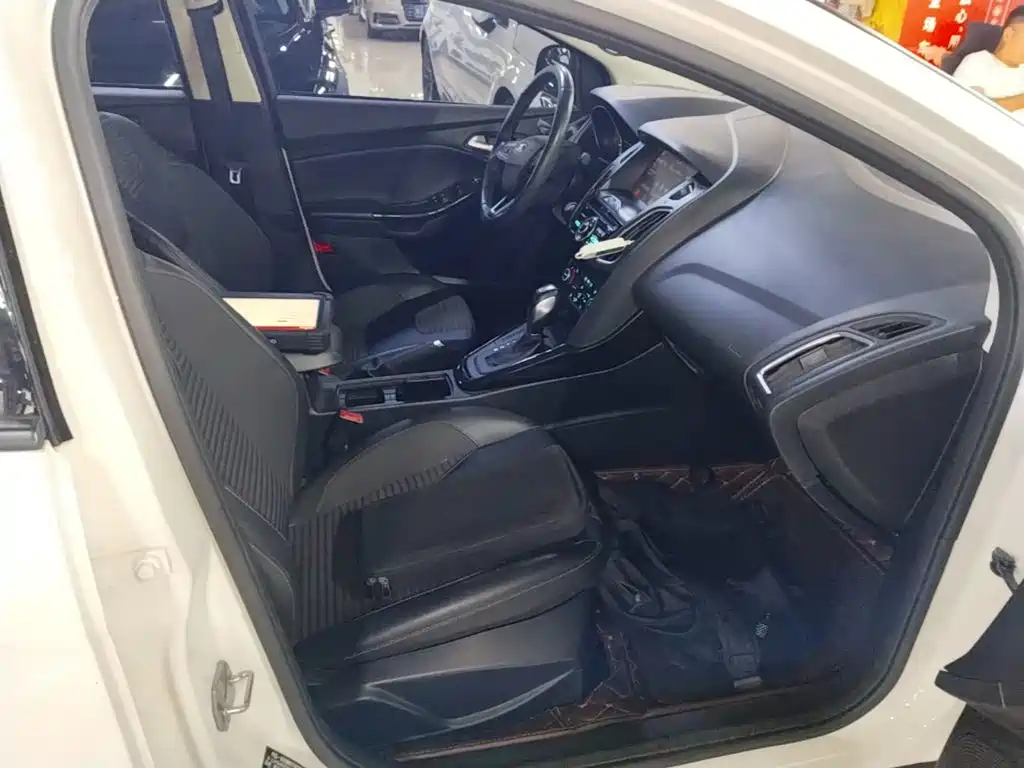 Focus 2017 Three-Car 1.6L Automatic Stylish Senova Zhixing Edition купить на сайте DeffCars