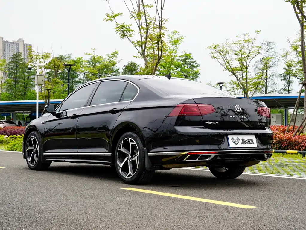 Magotan 2023 2 million commemorative edition 330TSI DSG luxury model купить на сайте DeffCars