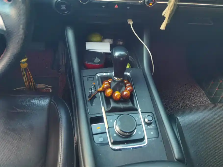 Mazda3 Angkesela 2020 2.0L Automatic Premium Edition купить на сайте DeffCars