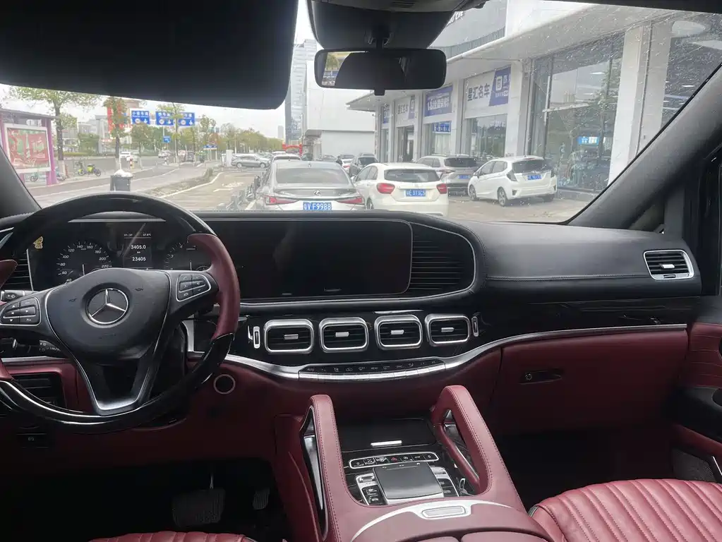 Vito 2023 2.0T Business Edition 7 seats купить на сайте DeffCars