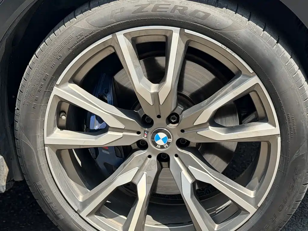 BMW X7 2022 xDrive M50i купить на сайте DeffCars